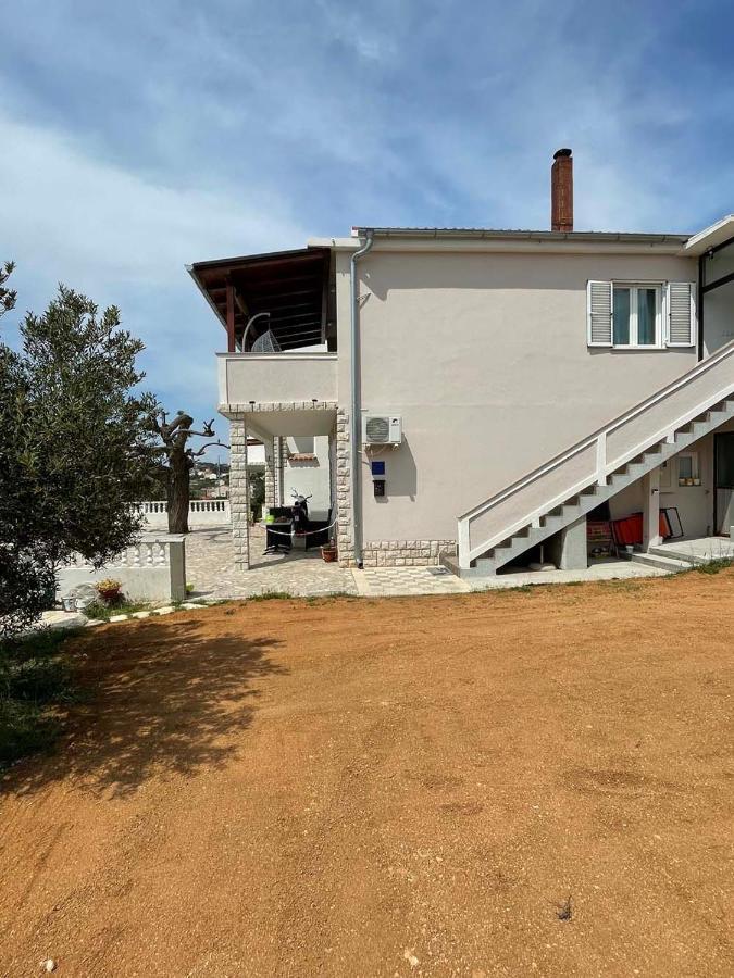 House Stojakovic Banjol Eksteriør billede